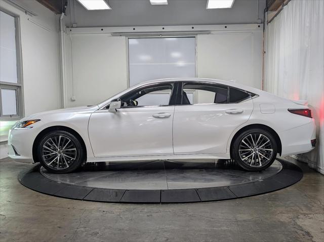 used 2024 Lexus ES 300h car, priced at $43,978