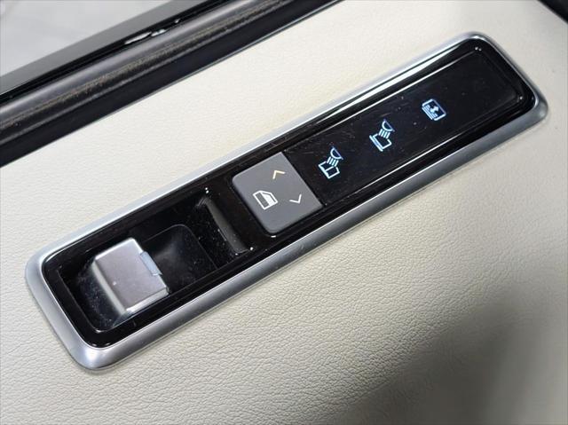 used 2020 Land Rover Range Rover car, priced at $39,995