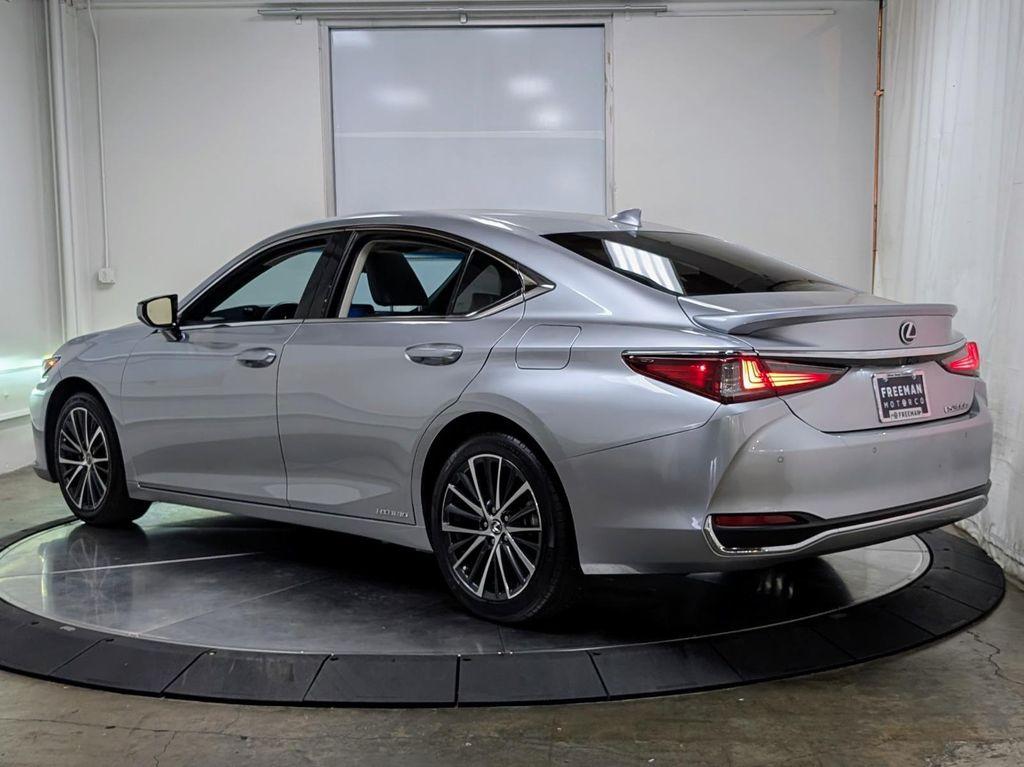 used 2022 Lexus ES 300h car, priced at $33,995