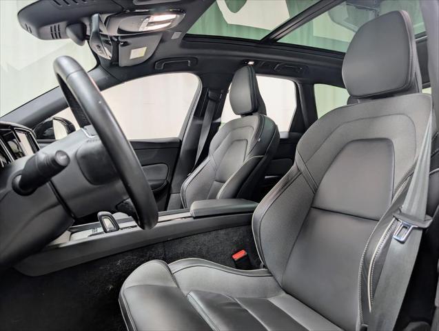 used 2022 Volvo XC60 car, priced at $41,995