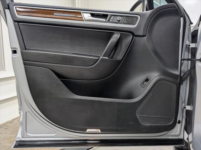 used 2015 Volkswagen Touareg car, priced at $21,995