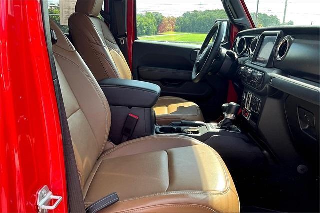 used 2023 Jeep Gladiator car, priced at $43,222