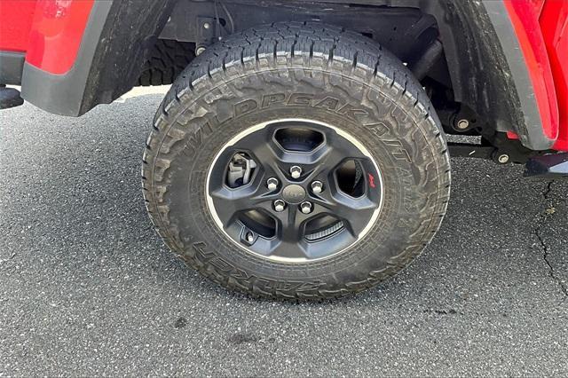 used 2023 Jeep Gladiator car, priced at $43,222