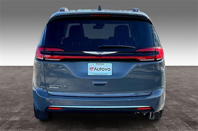 used 2022 Chrysler Pacifica car, priced at $21,084