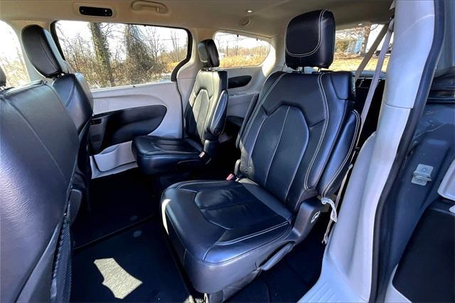 used 2022 Chrysler Pacifica car, priced at $21,084