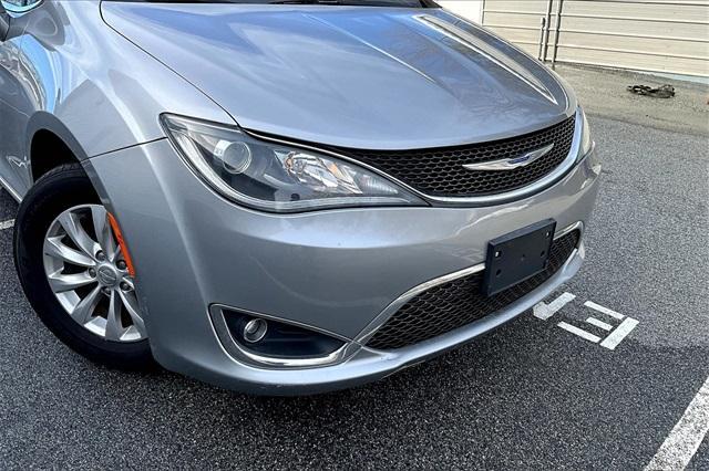 used 2018 Chrysler Pacifica car, priced at $17,741