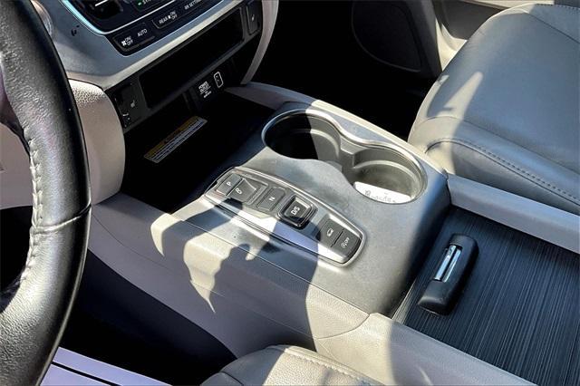 used 2022 Honda Pilot car, priced at $29,858