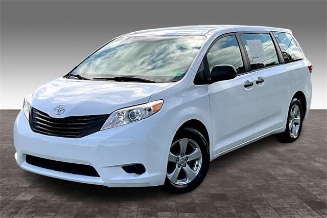 used 2017 Toyota Sienna car, priced at $19,540