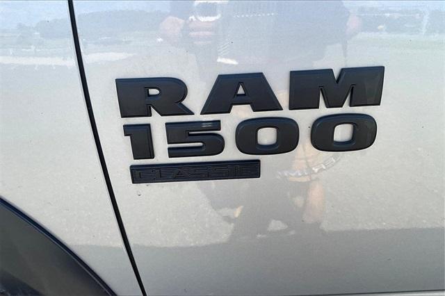 used 2022 Ram 1500 Classic car, priced at $27,994
