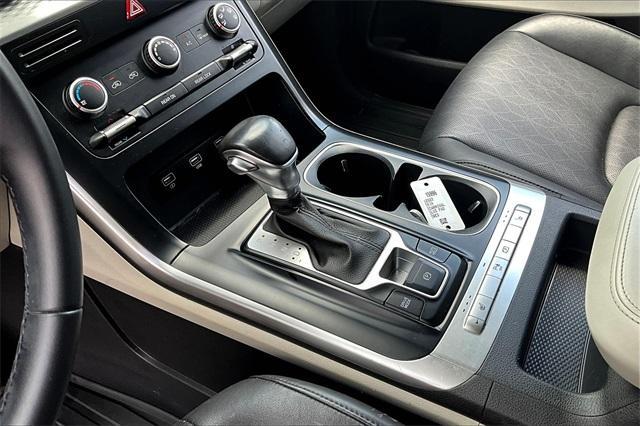used 2022 Kia Carnival car, priced at $23,786
