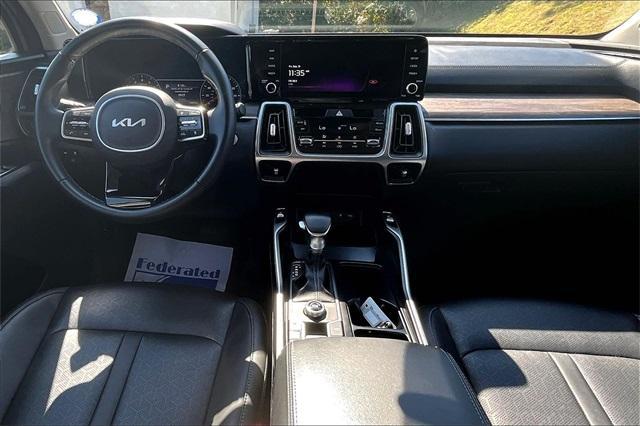 used 2022 Kia Sorento car, priced at $24,918