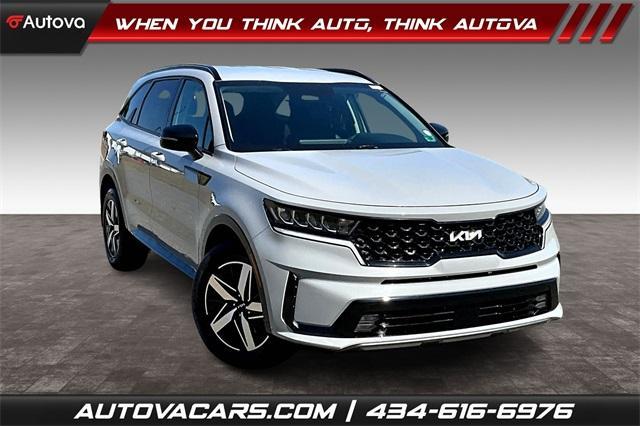 used 2022 Kia Sorento car, priced at $24,918
