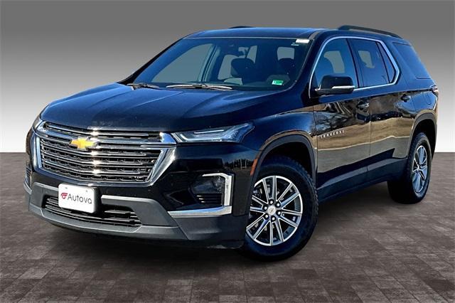 used 2022 Chevrolet Traverse car, priced at $26,272