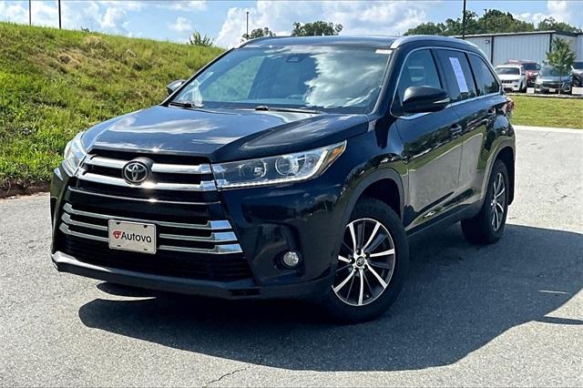 used 2019 Toyota Highlander car, priced at $24,966