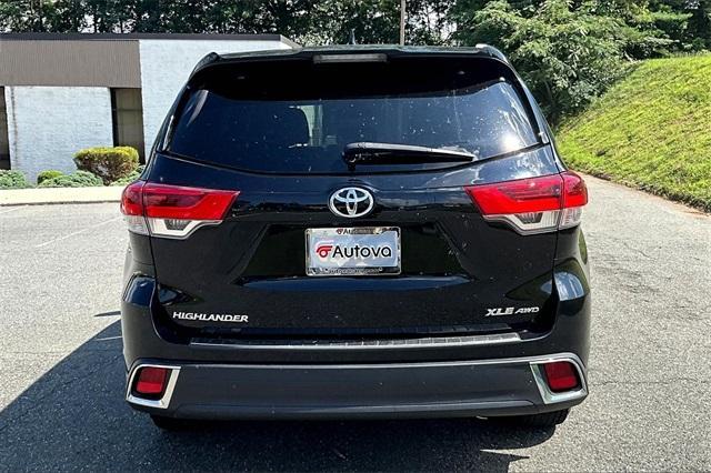 used 2019 Toyota Highlander car, priced at $24,966