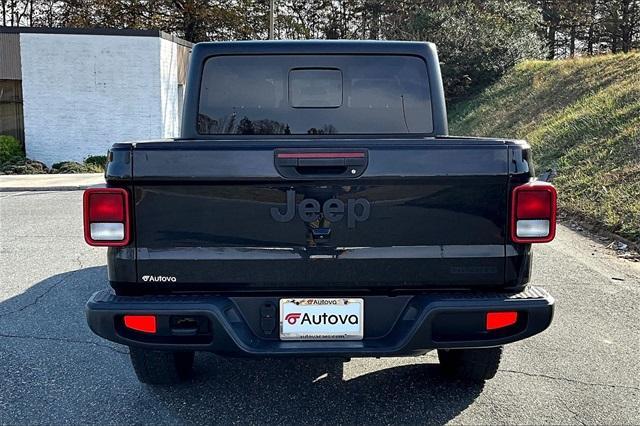 used 2020 Jeep Gladiator car, priced at $25,594