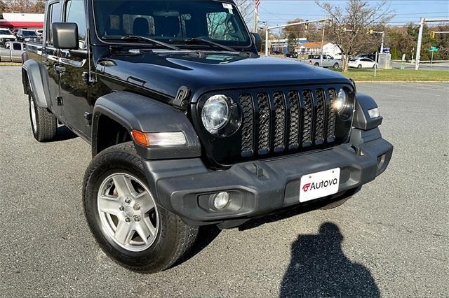 used 2020 Jeep Gladiator car, priced at $25,594