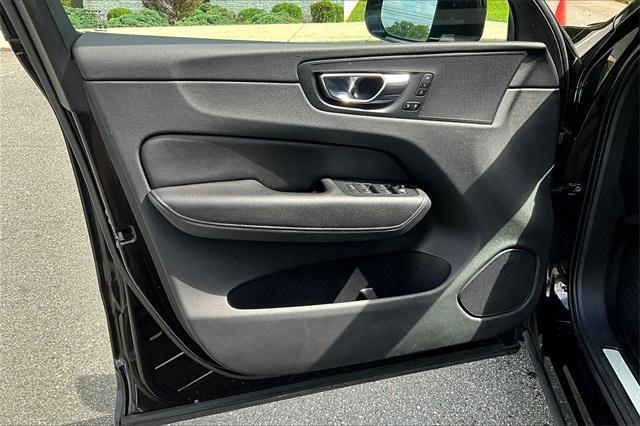 used 2020 Volvo XC60 car, priced at $22,518