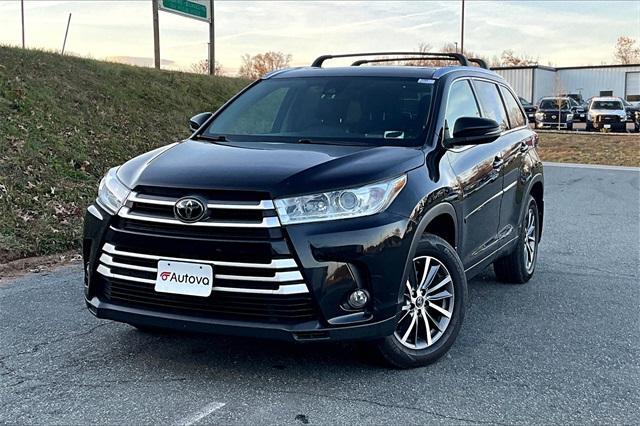 used 2018 Toyota Highlander car, priced at $24,878