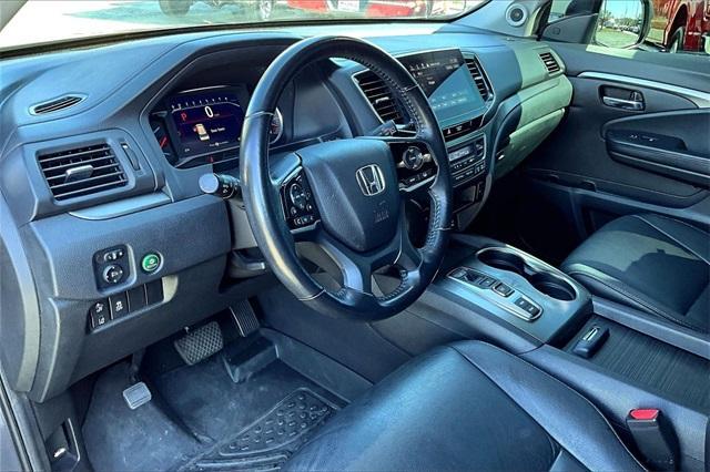 used 2021 Honda Pilot car, priced at $29,366
