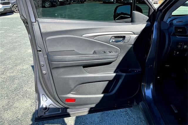 used 2021 Honda Pilot car, priced at $29,366