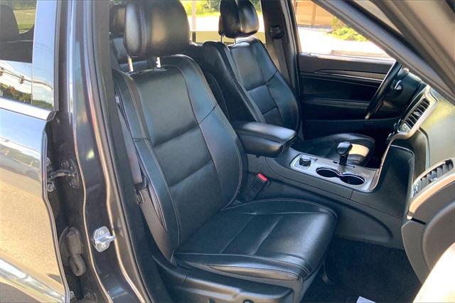 used 2015 Jeep Grand Cherokee car, priced at $10,319