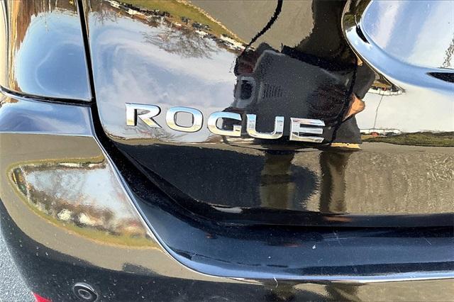 used 2019 Nissan Rogue car, priced at $18,396