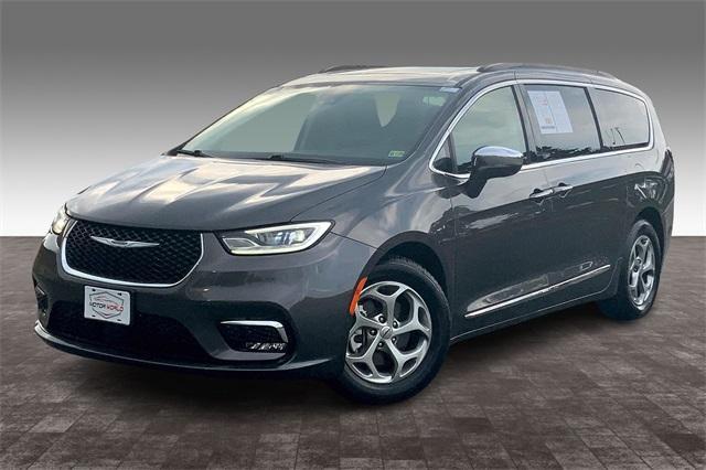 used 2022 Chrysler Pacifica car, priced at $28,885