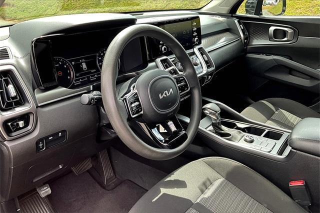used 2023 Kia Sorento car, priced at $22,254