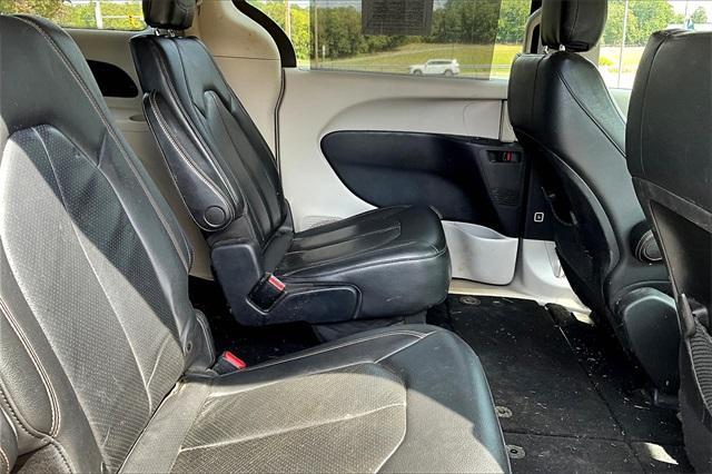 used 2020 Chrysler Pacifica car, priced at $15,754