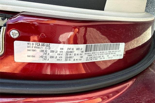 used 2020 Chrysler Pacifica car, priced at $15,754
