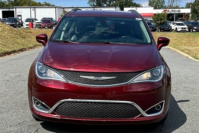 used 2020 Chrysler Pacifica car, priced at $15,754