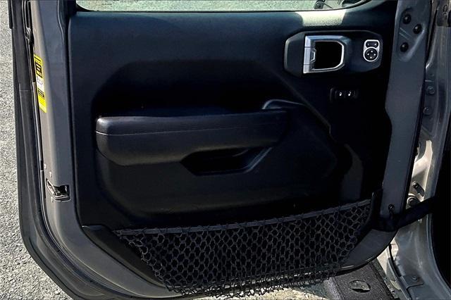 used 2021 Jeep Gladiator car, priced at $27,071