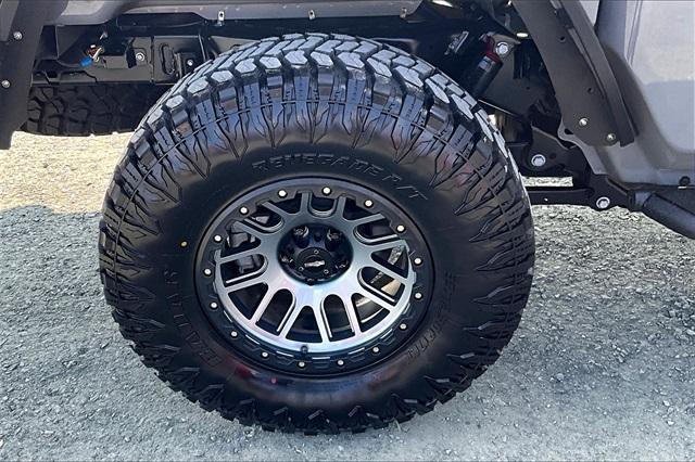 used 2021 Jeep Gladiator car, priced at $27,071