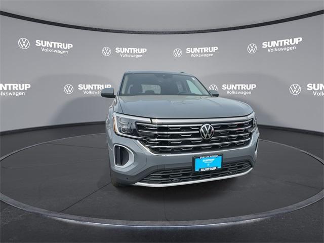 new 2025 Volkswagen Atlas car, priced at $47,336