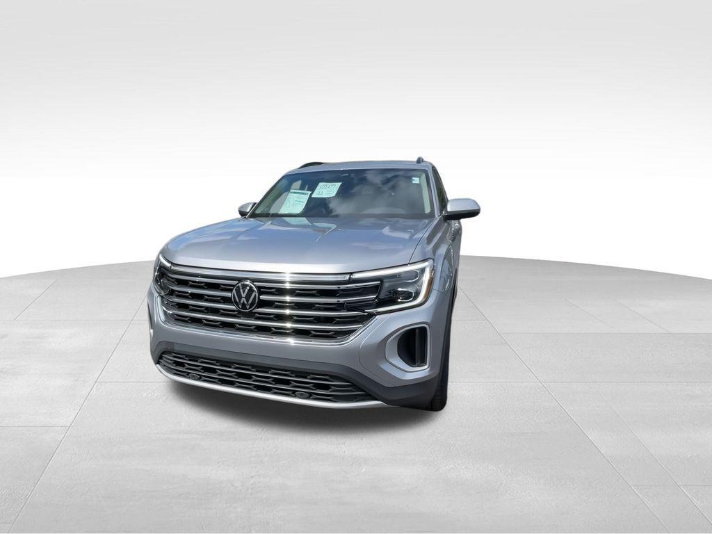 new 2026 Volkswagen Atlas car, priced at $40,375