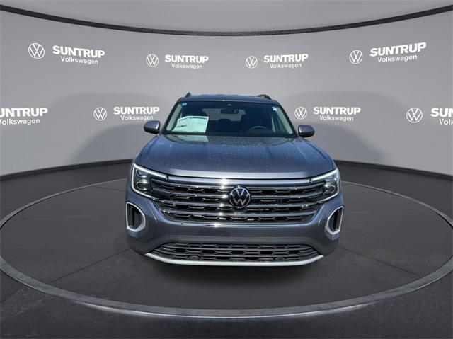 new 2025 Volkswagen Atlas car, priced at $38,506