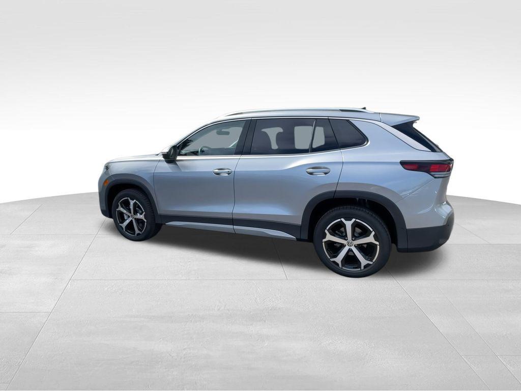new 2025 Volkswagen Tiguan car, priced at $32,905