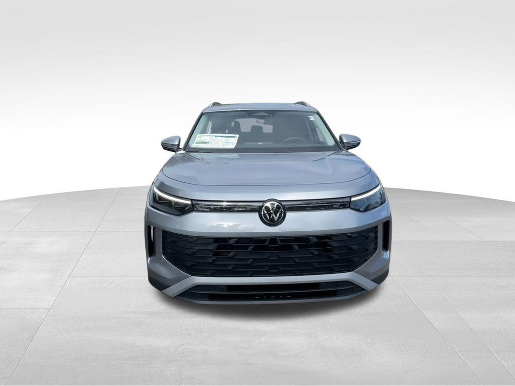 new 2025 Volkswagen Tiguan car, priced at $33,155