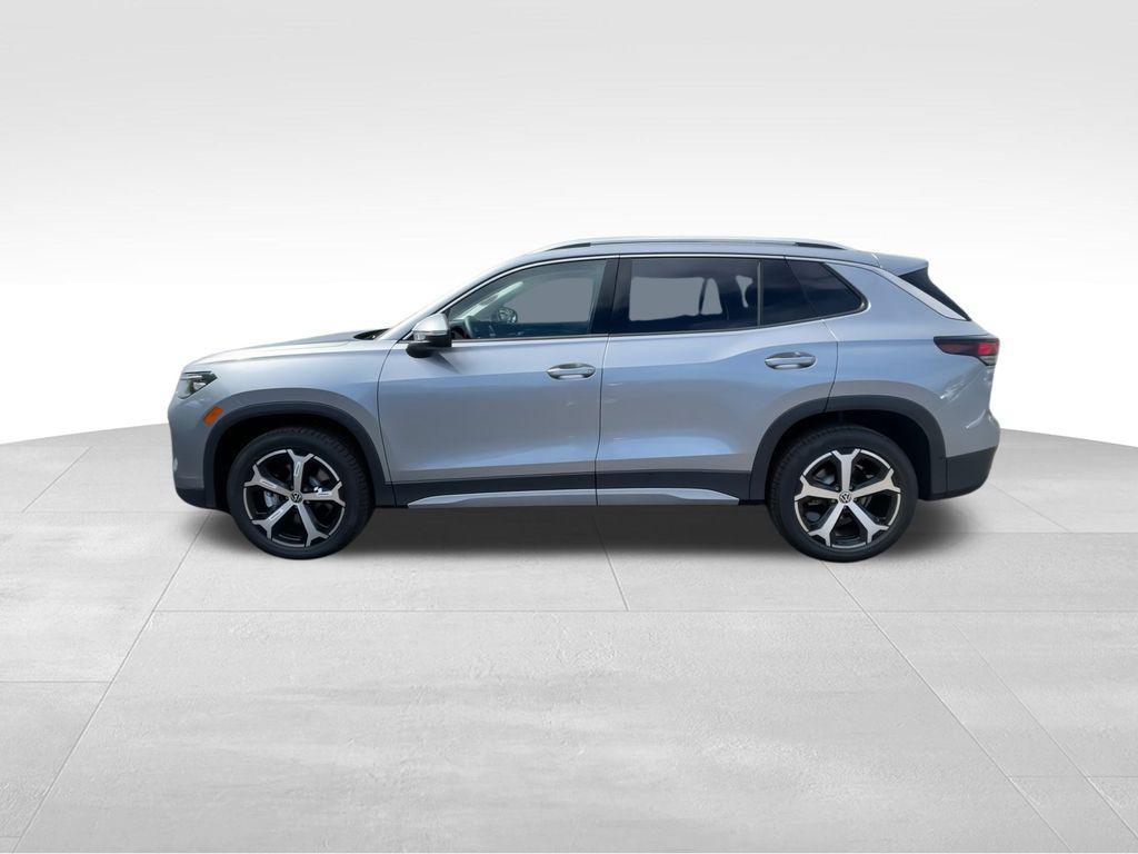 new 2025 Volkswagen Tiguan car, priced at $32,905