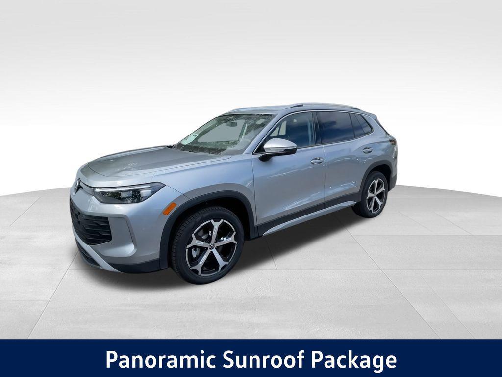 new 2025 Volkswagen Tiguan car, priced at $32,905