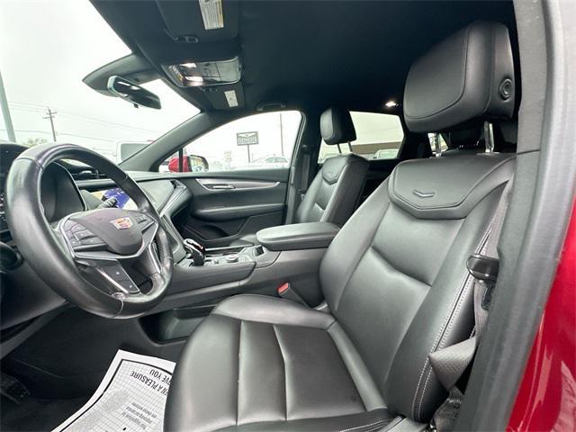 used 2022 Cadillac XT5 car, priced at $24,499