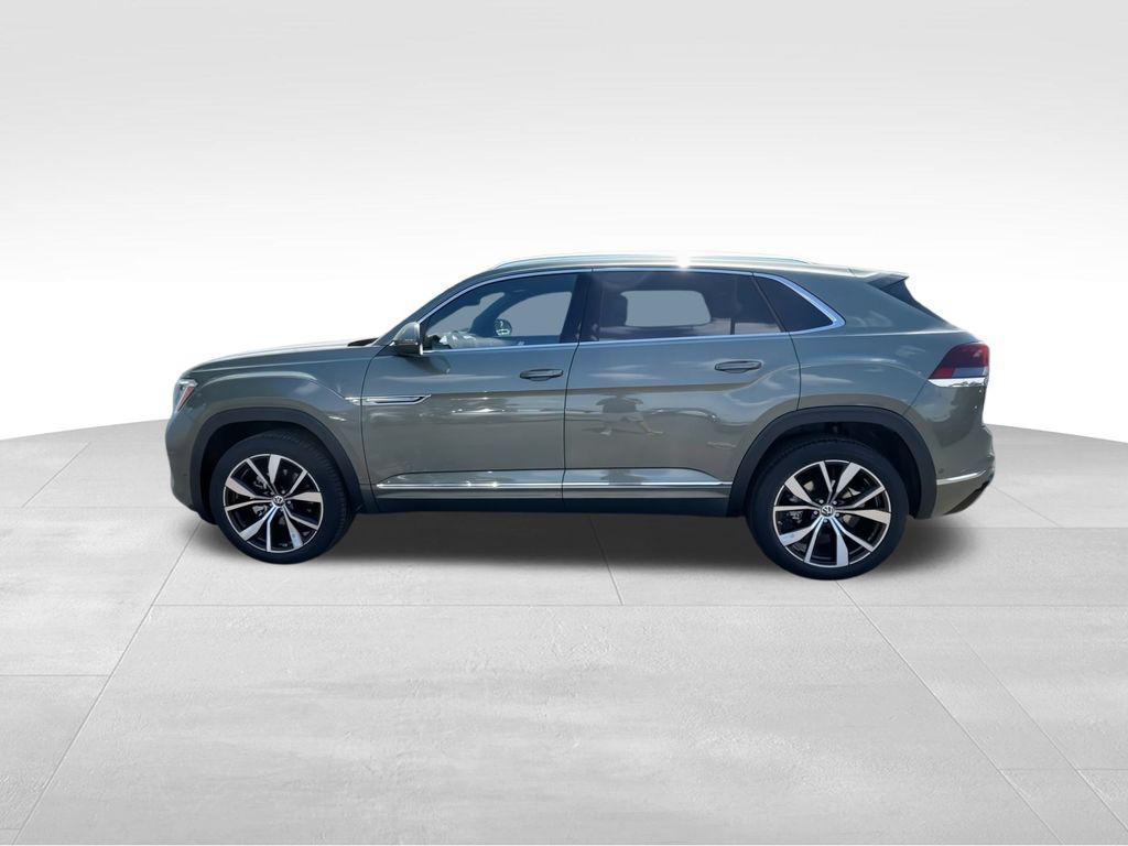 new 2026 Volkswagen Atlas Cross Sport car, priced at $53,274