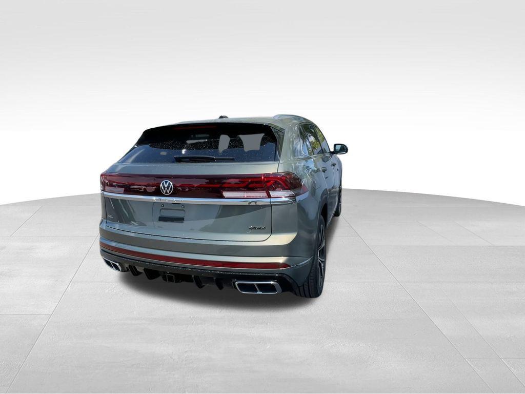 new 2026 Volkswagen Atlas Cross Sport car, priced at $53,274