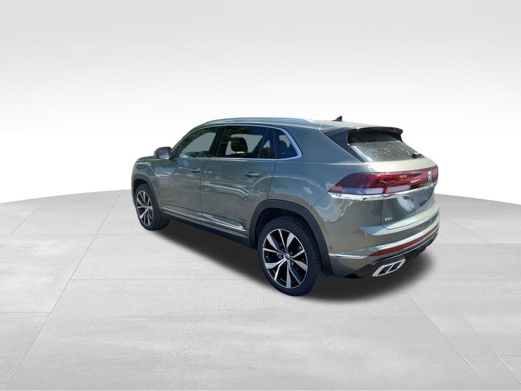 new 2026 Volkswagen Atlas Cross Sport car, priced at $53,274
