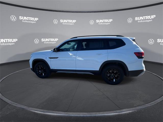 new 2025 Volkswagen Atlas car, priced at $44,654