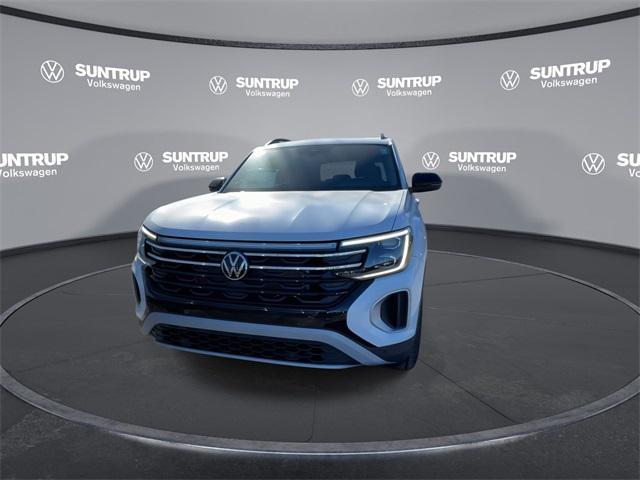 new 2025 Volkswagen Atlas car, priced at $44,654