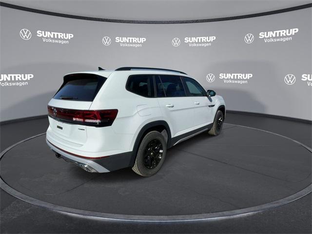 new 2025 Volkswagen Atlas car, priced at $44,154