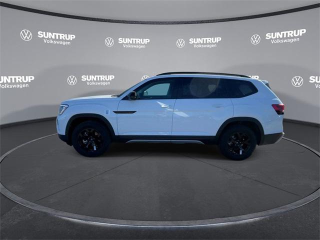 new 2025 Volkswagen Atlas car, priced at $44,154