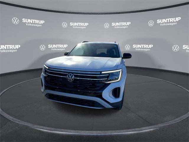 new 2025 Volkswagen Atlas car, priced at $44,154